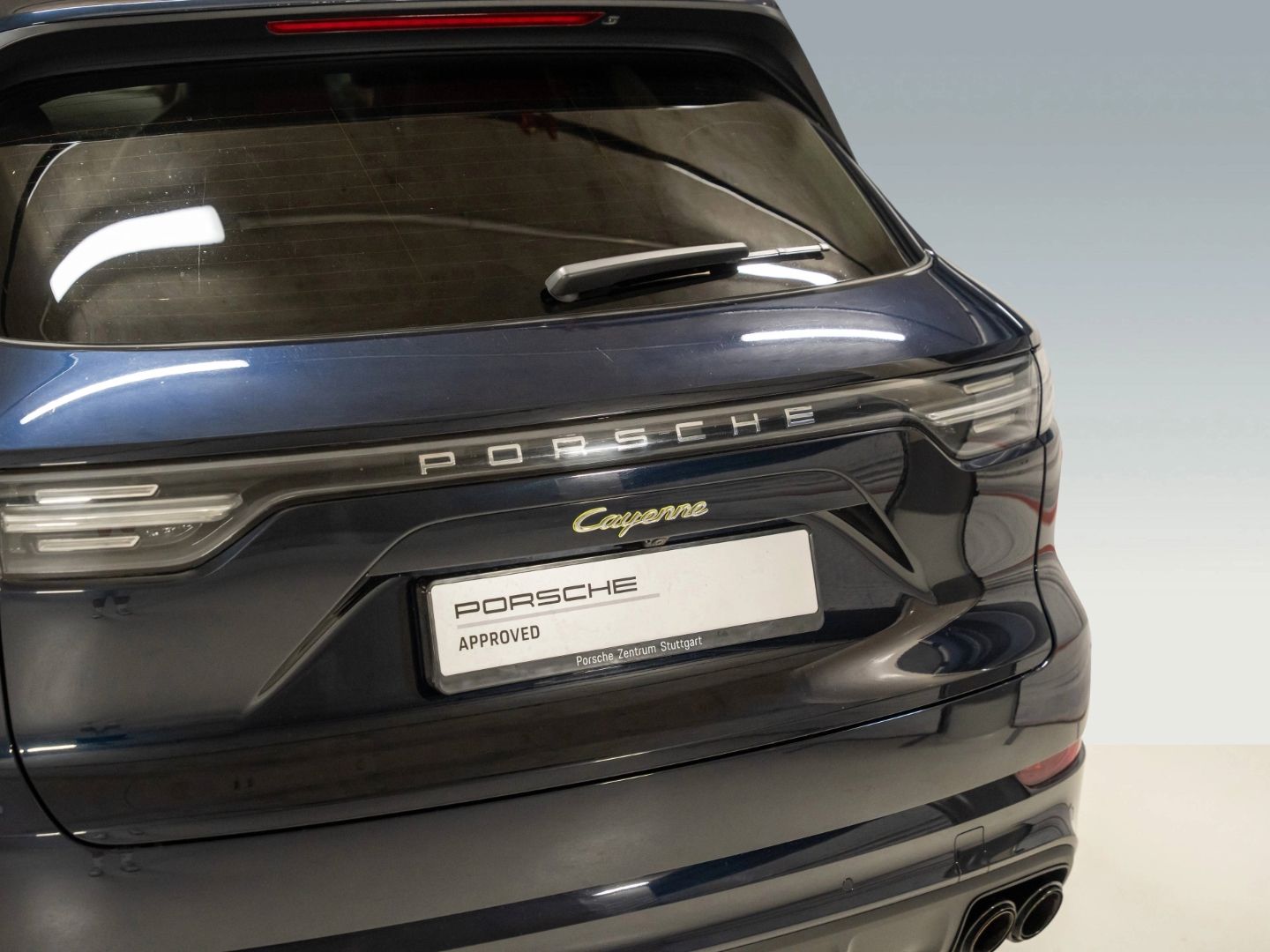 Porsche Cayenne E-Hybrid PDCC BOSE Surround View 18-Wege