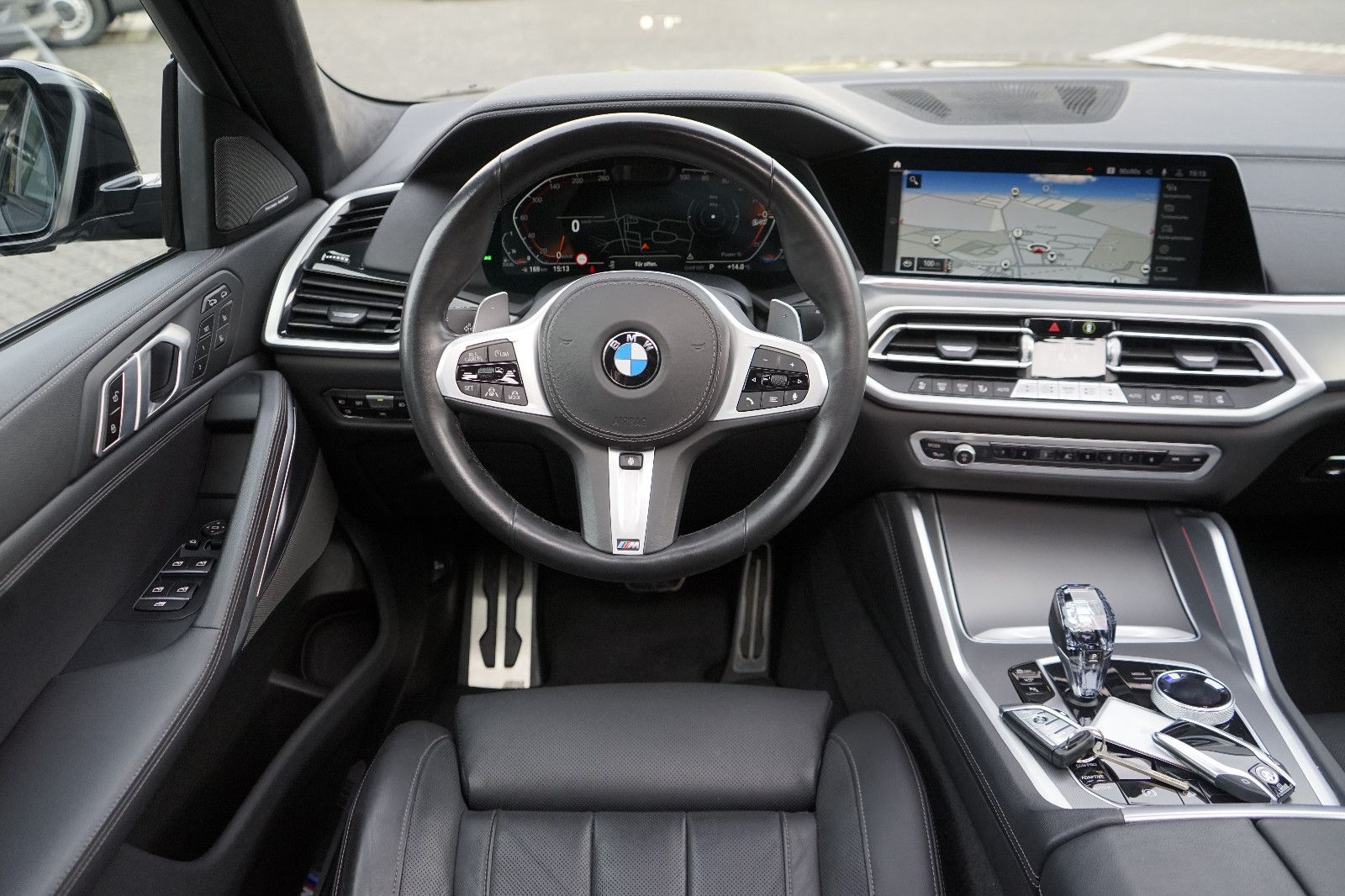 BMW X6 40xd M Sport*3xTV*Carbon*Massage*ACC*PanoSKY*