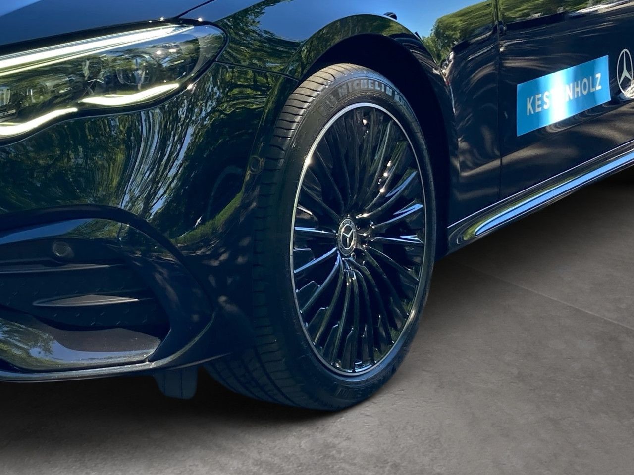 Mercedes-Benz E 450 d T 4Matic AMG+HUD+DIGITAL+AHK+PANO