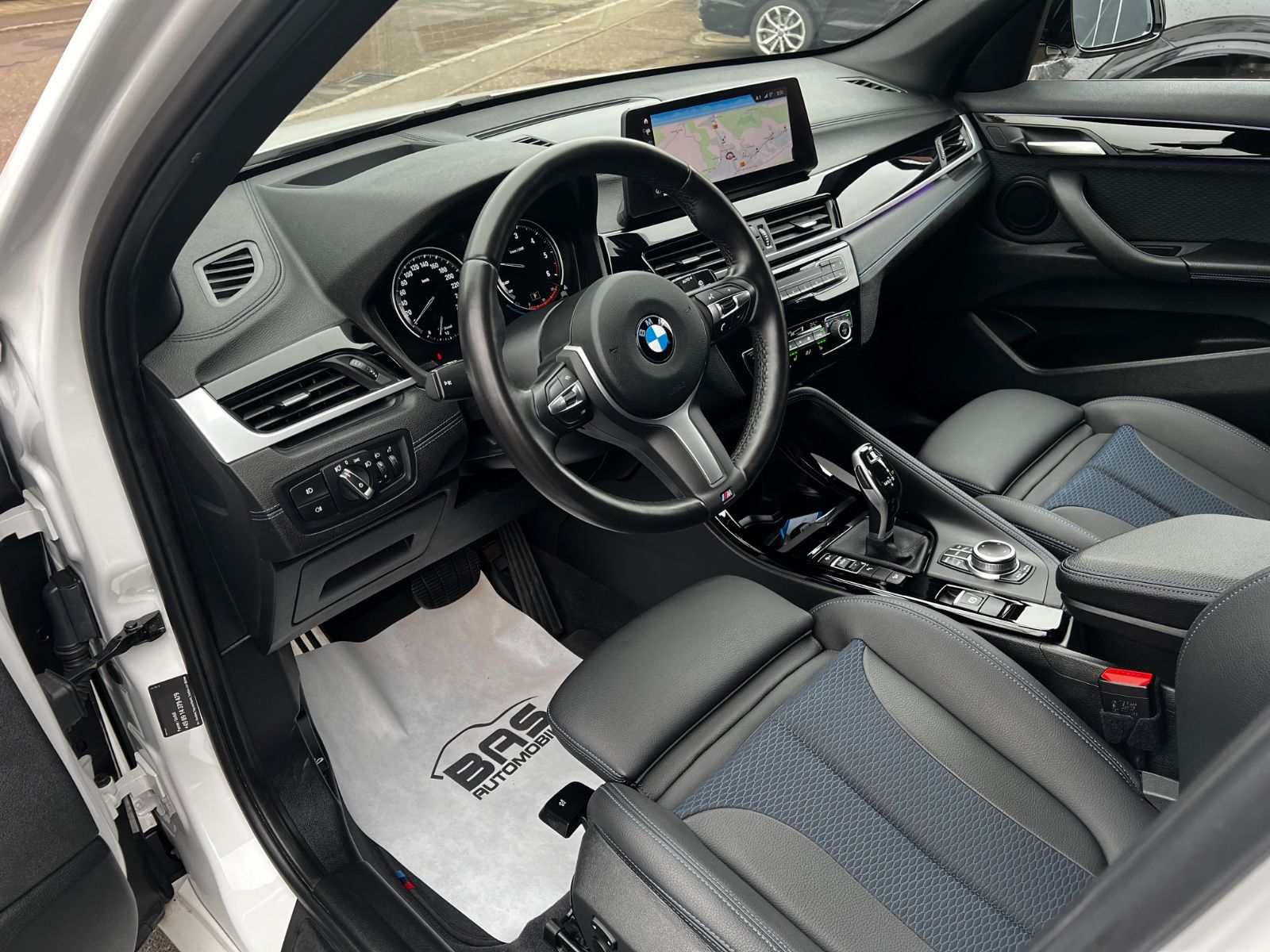 BMW X1 xDrive 20 d M Sport - Samsaru's Car Outlet