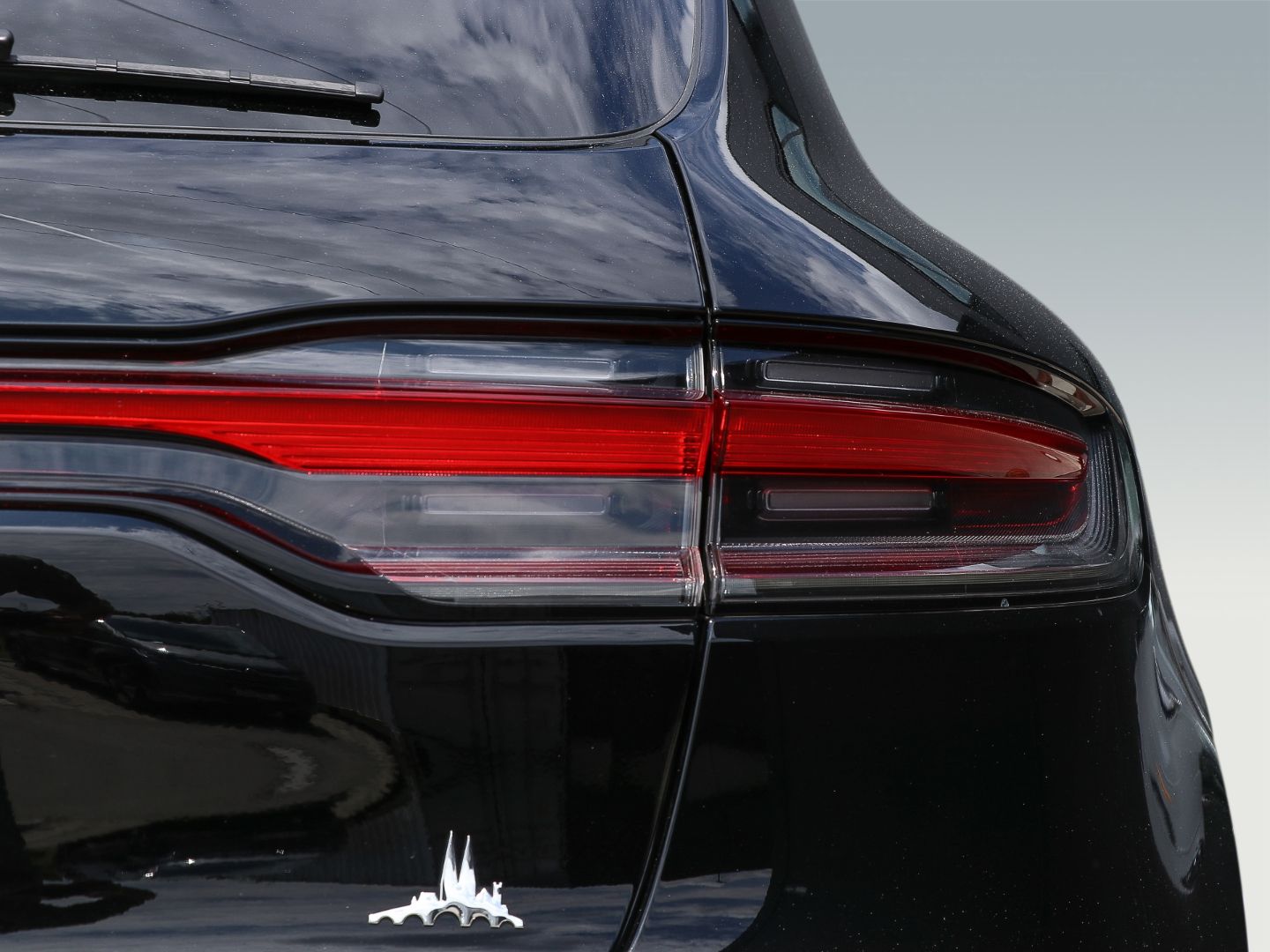 Porsche Macan S - Samsaru's Car Outlet