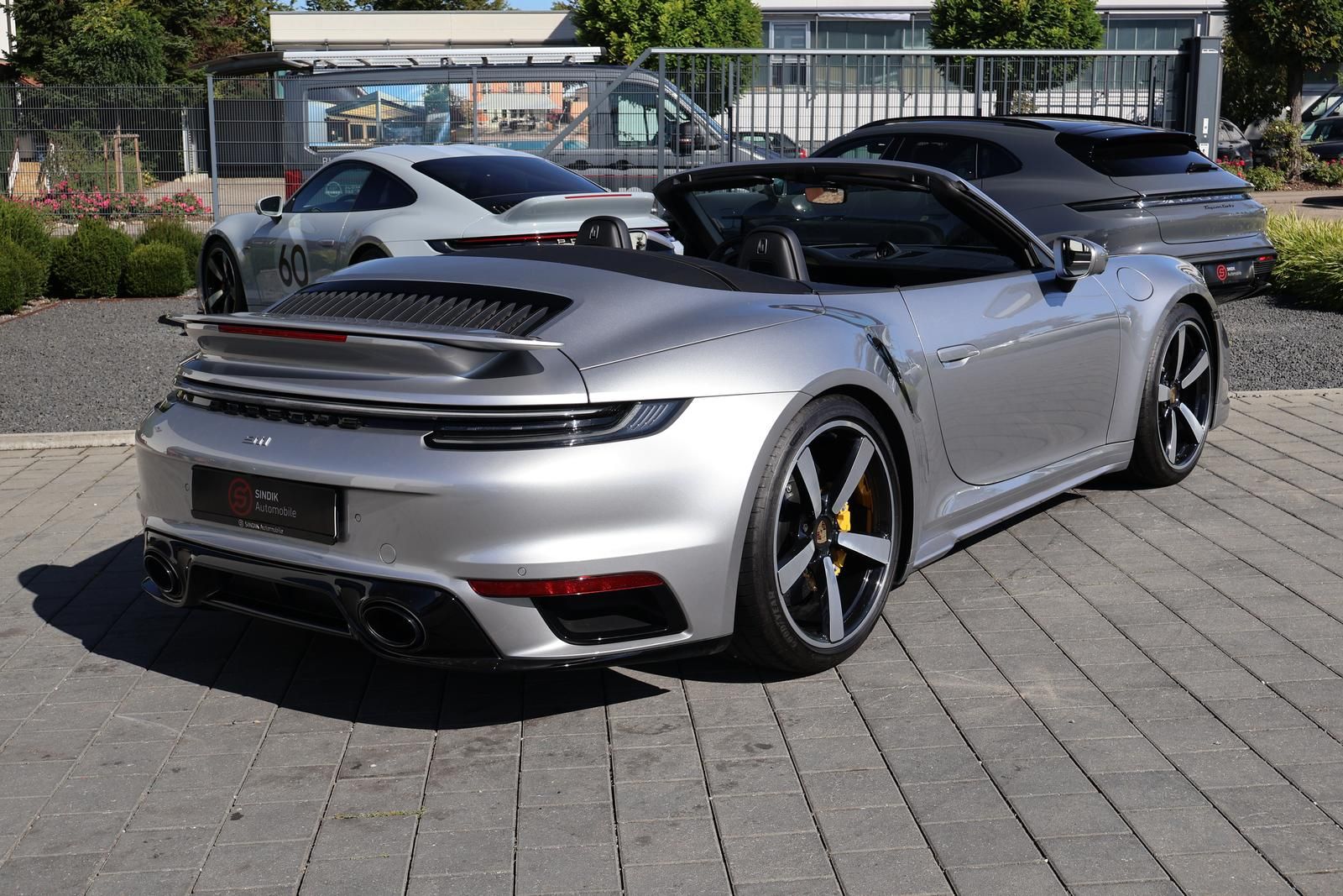 Porsche 992 - 911 Carrera Turbo S cabrio HERITAGE Manuf.