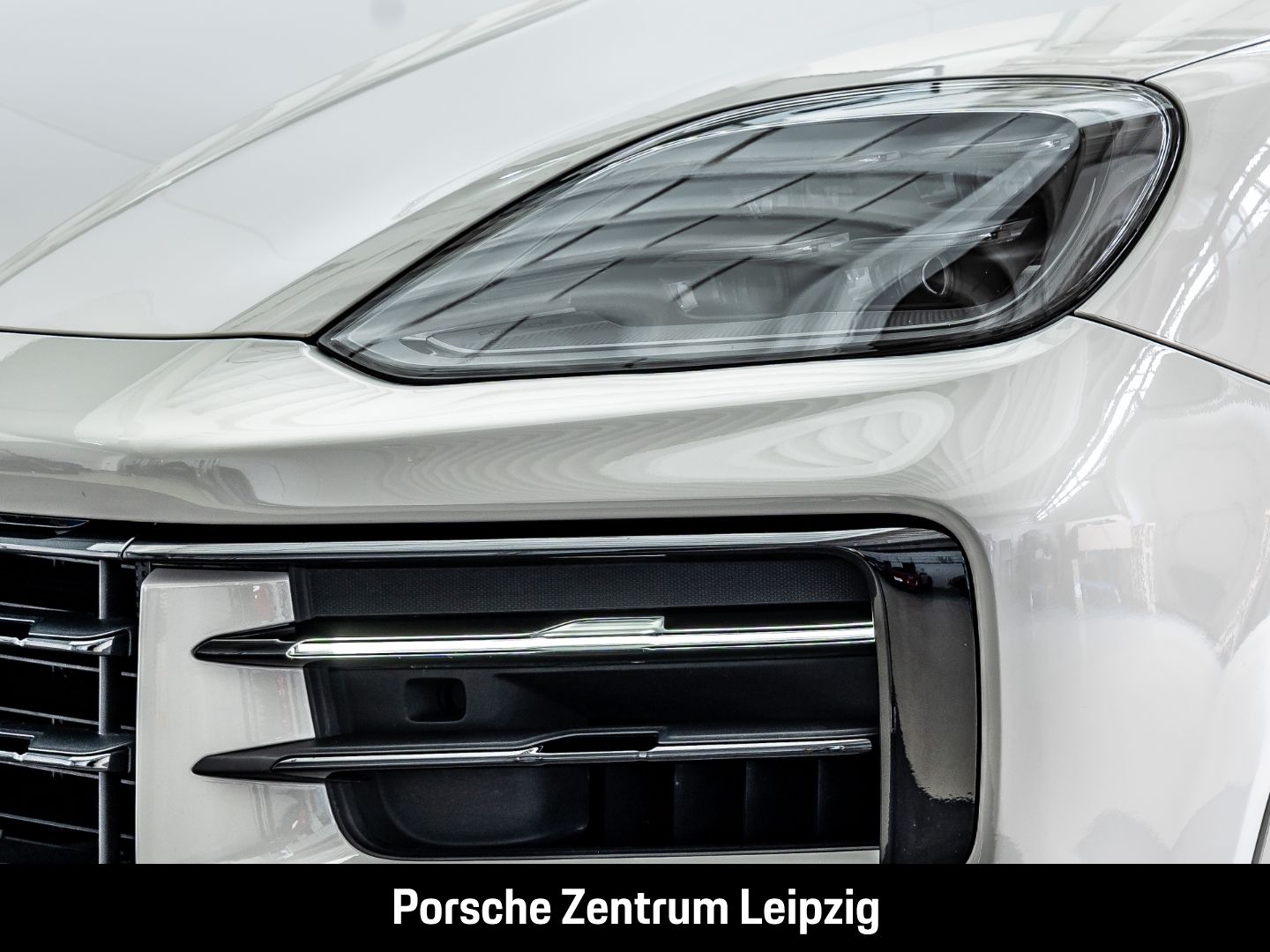 Porsche Cayenne S Coupe HD Massage PDCC InnoDrive HeadUp