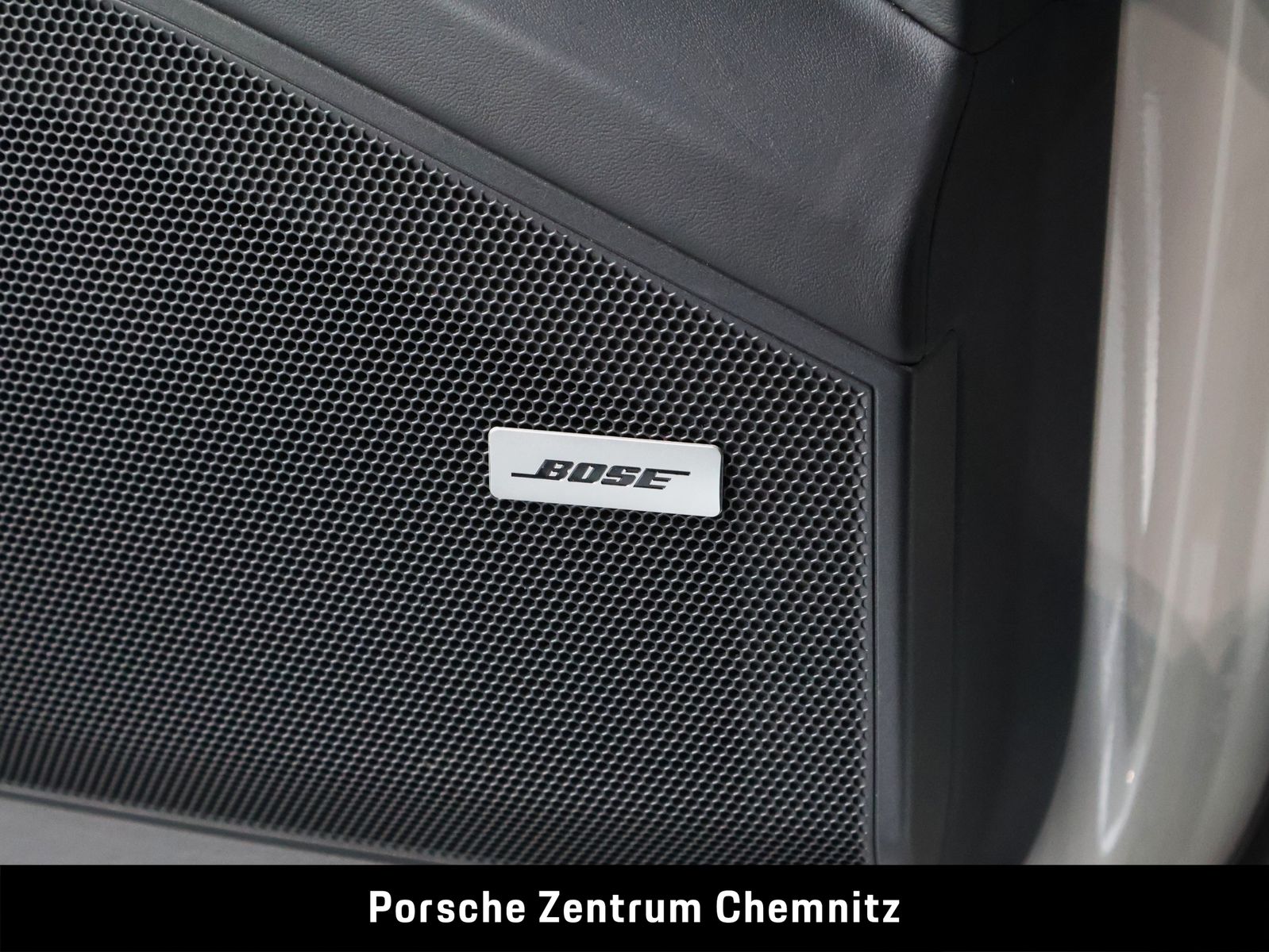 Porsche Cayenne E-Hybrid Luft;Pano;BOSE;Sitzbelüft.;14-W