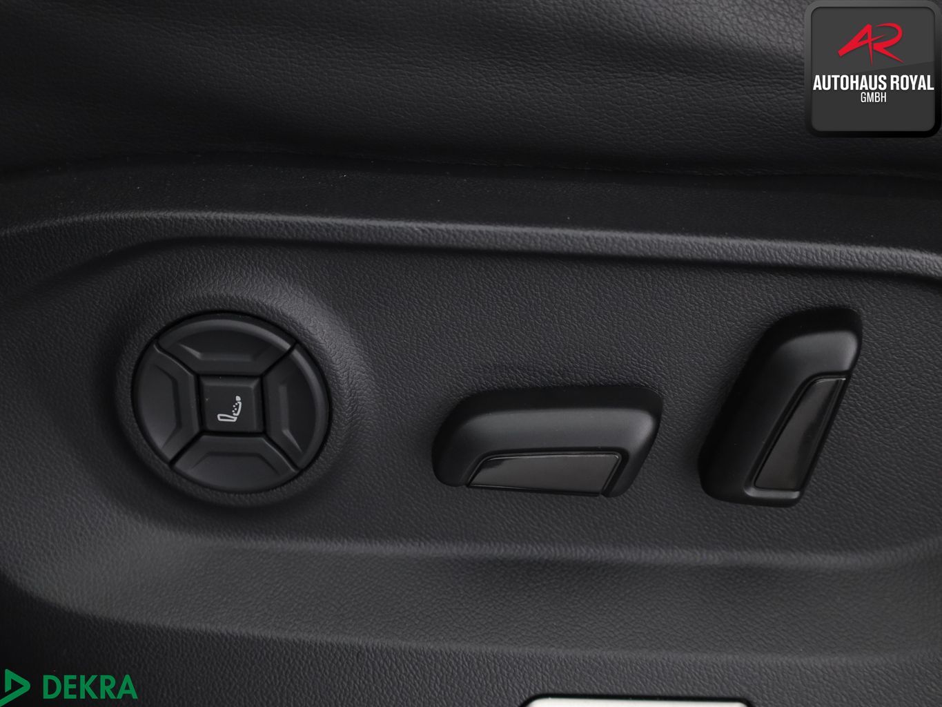 Volkswagen Touareg 3.0 TDI 4M R LINE PANO,HUD,360°,MASSAGE