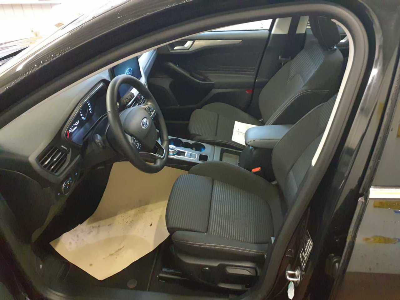Ford Focus TOURER Titanium/AHK/PANO/MATRIX/B&O/KAMERA