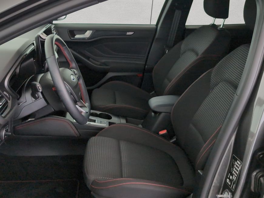 Ford Focus Turnier 1.5 EB Aut. ST-LINE X +LED+NAVI+AN