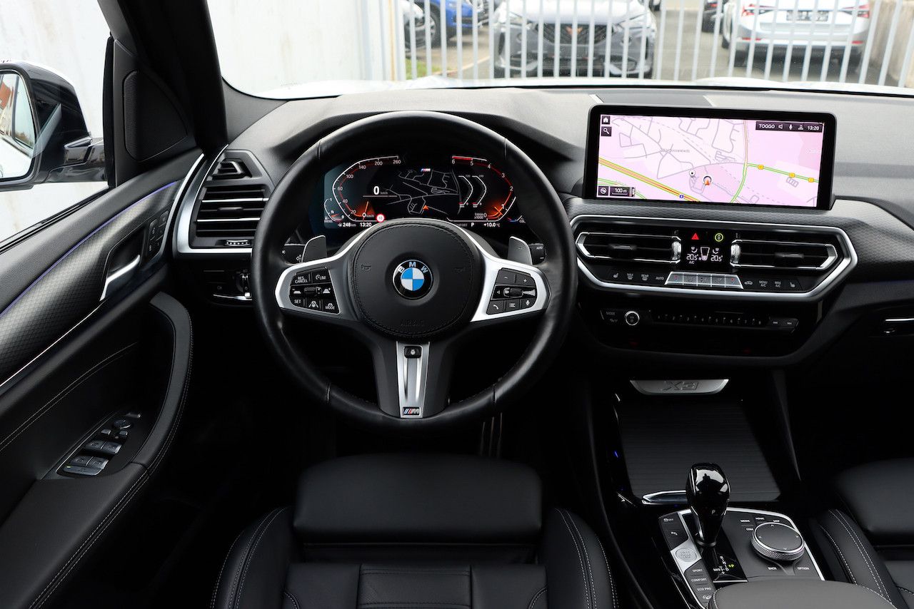 BMW X3 xDr 30d/M-SPORT/21Z/AHK/StHz/INDIVIDUAL/ACC/