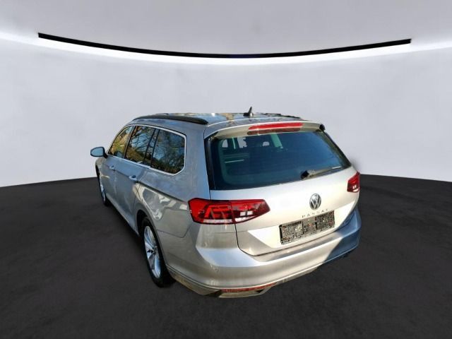 Volkswagen Passat Variant 2,0TDI 4M Business AHK LED Kamera