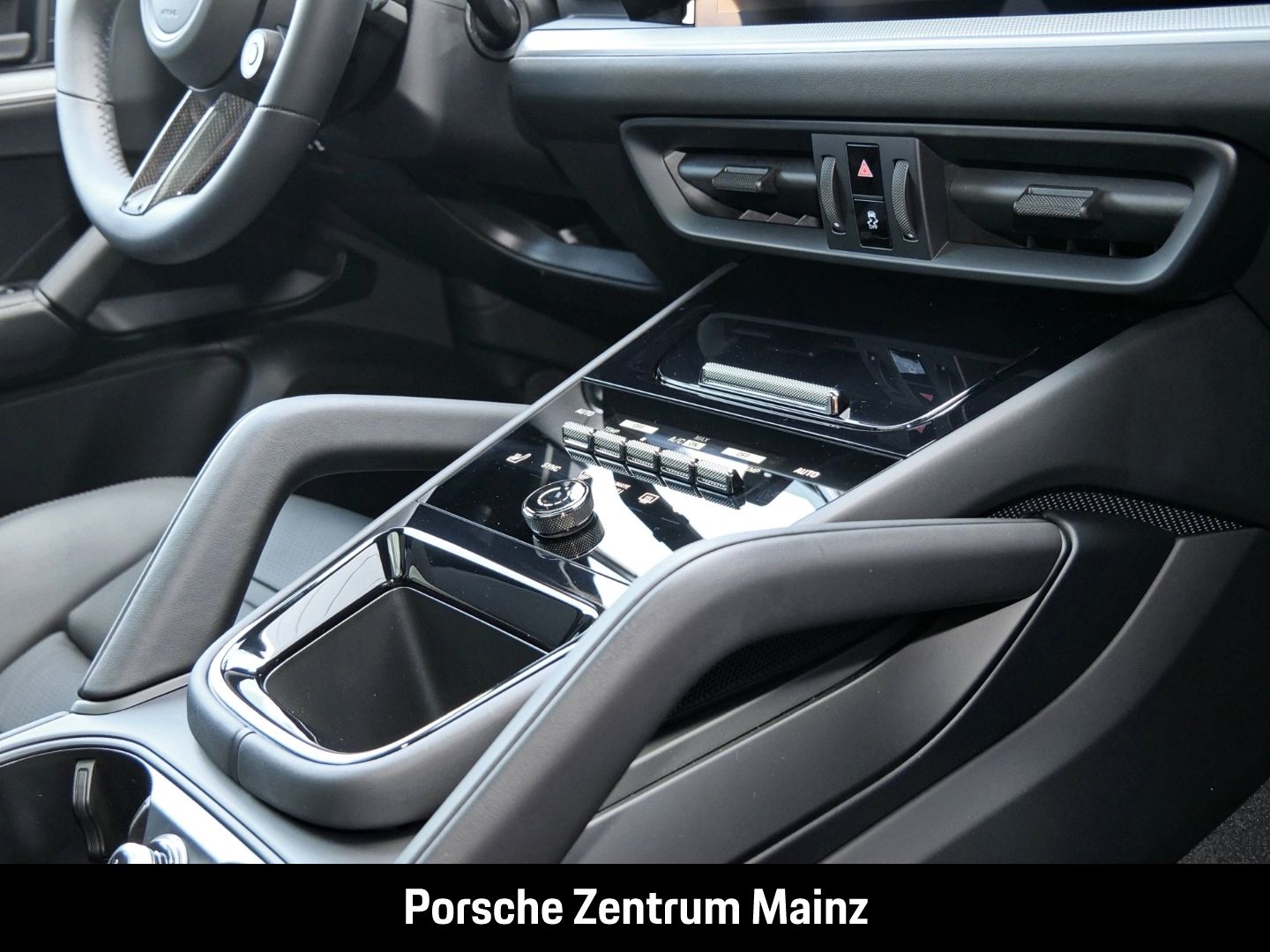Porsche Cayenne E-Hybrid Bose,Spo.Aga.,HA-Lenkung,HDMatr