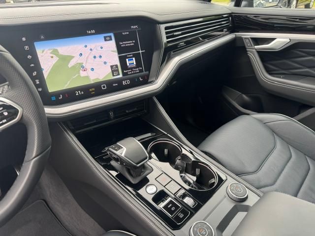 Volkswagen Touareg 3.0 TDI DSG 4Motion R-Line *AHK*Standh.*