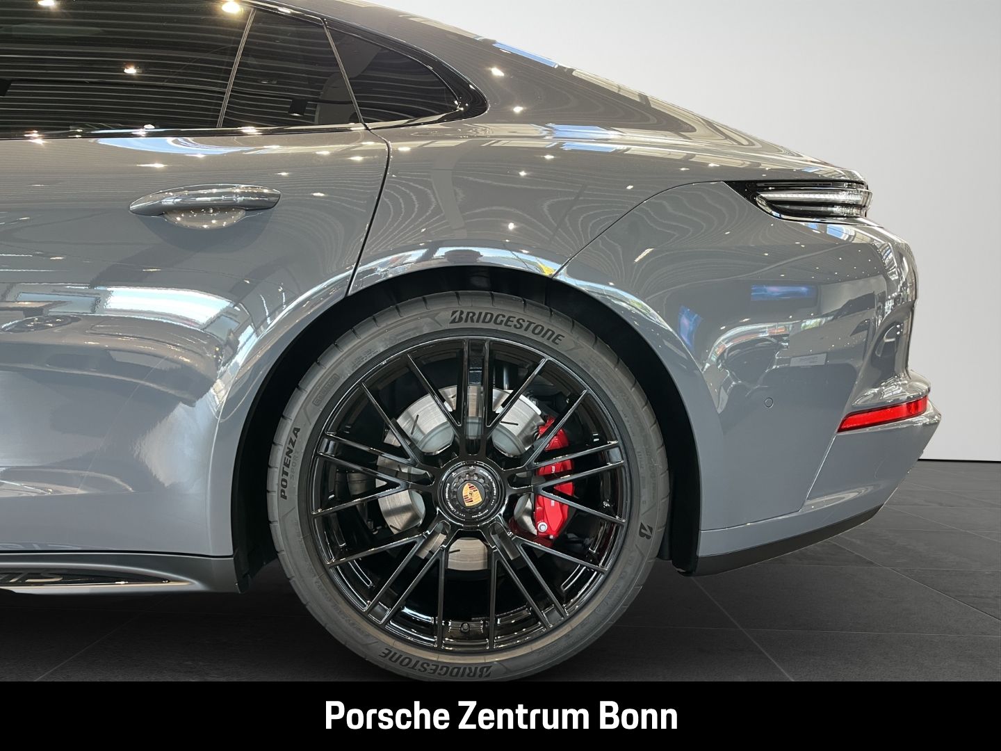 Porsche Panamera GTS BOSE Sport Chrono Sportabgasanlage