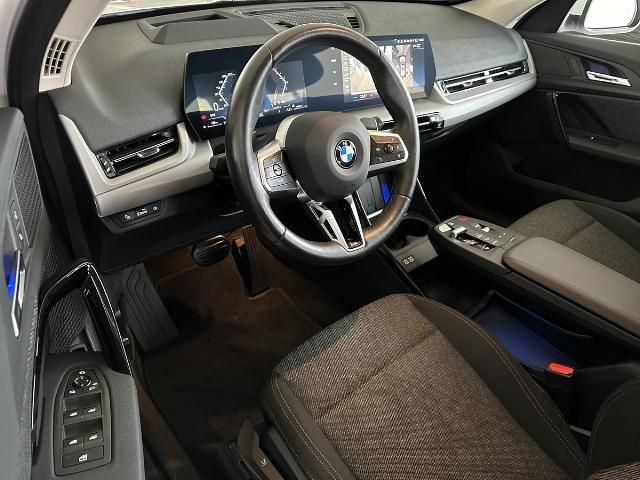 BMW X1 xDrive23i - Samsaru's Car Outlet