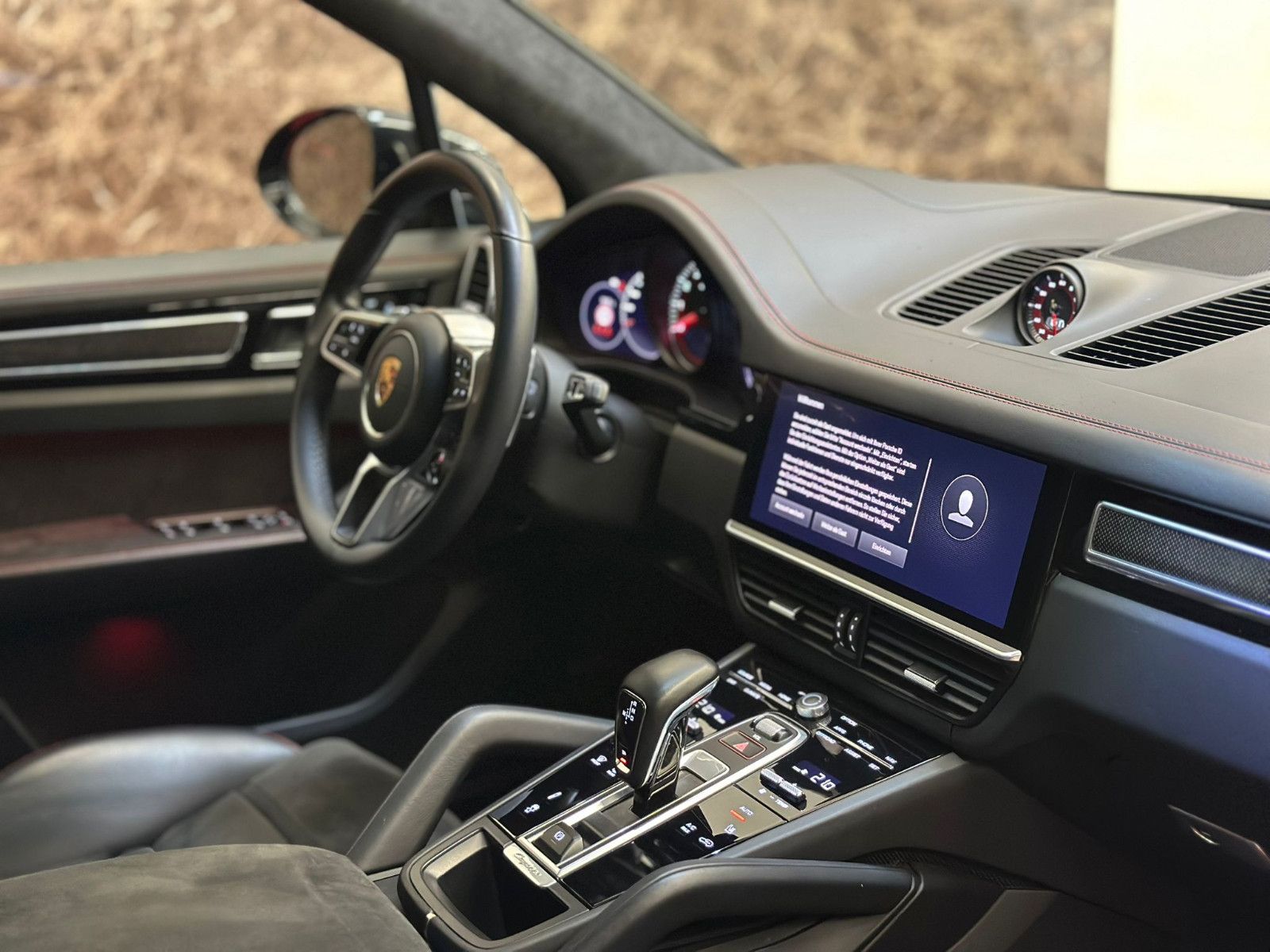 Porsche CAYENNE GTS 4.0 V8 BLACK PAKET PANO 360KAMERA