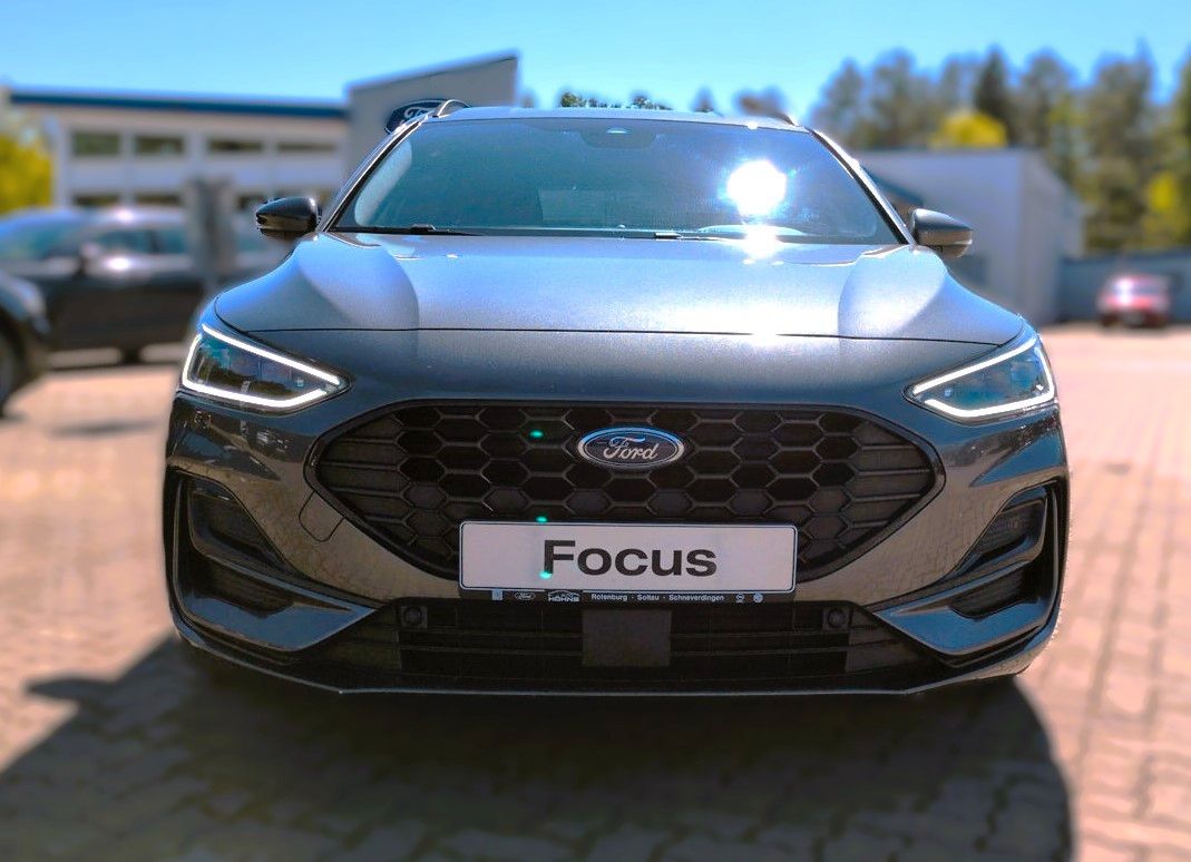 Ford Focus Turnier ST-Line X *NAVI *LED *ACC *AHK *