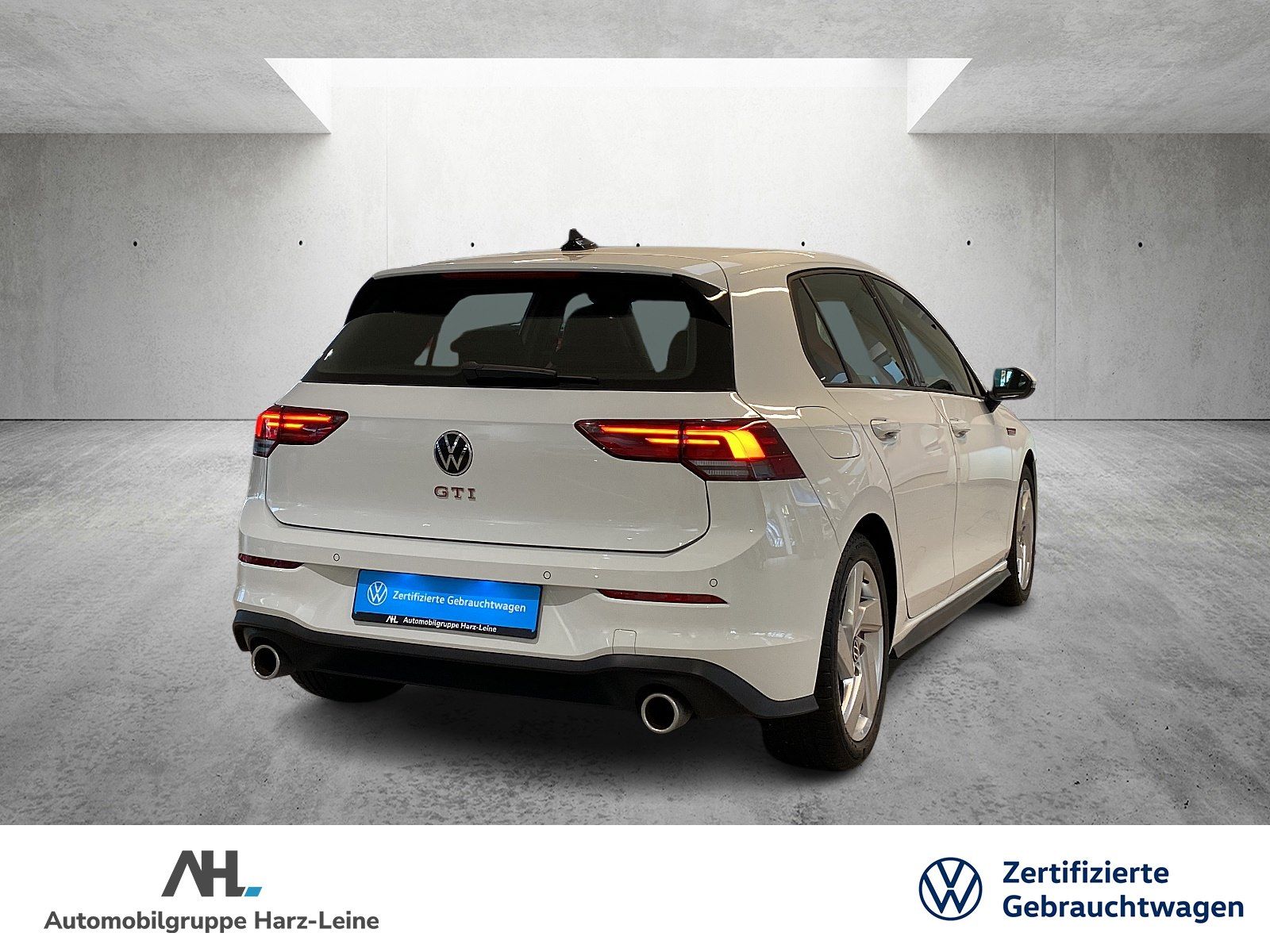Volkswagen Golf GTI VIII 2.0 TSI DSG - Samsaru's Car Outlet
