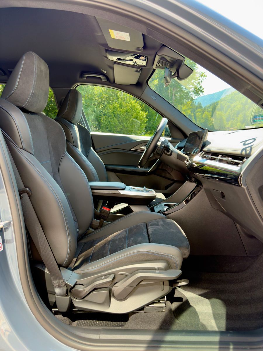 BMW X1 xDrive 23d M Sport - Samsaru's Car Outlet