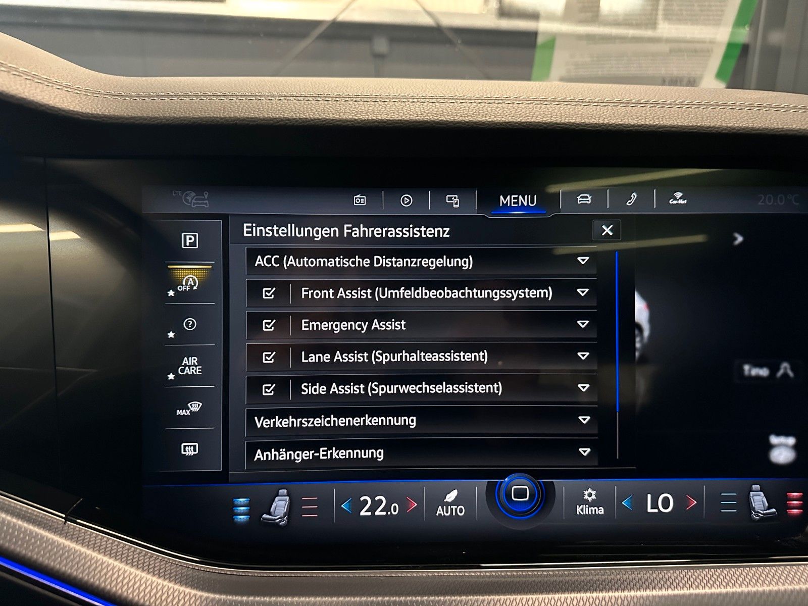 Volkswagen Touareg R-Line 4Motion Black - Samsaru's Car Outlet