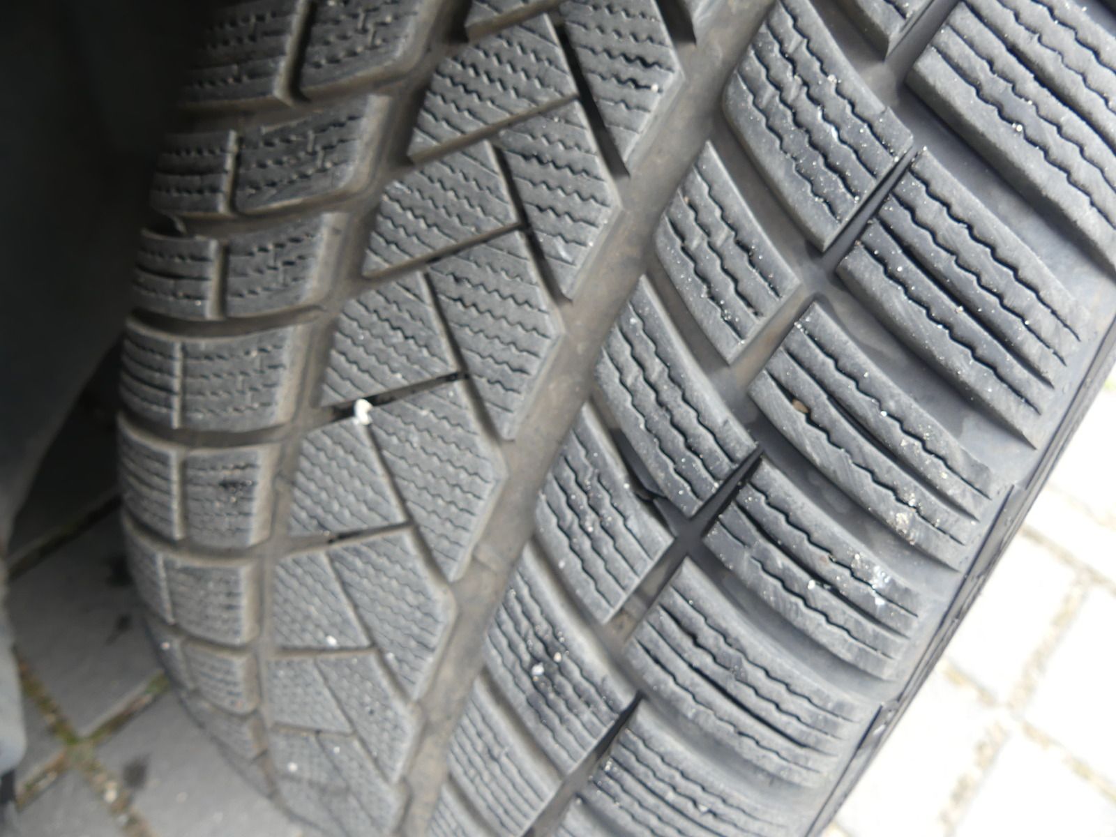 Mercedes-Benz GLE 400 d 4M Coupe AMG REARTV/PANO/22''/HEAD/BUR