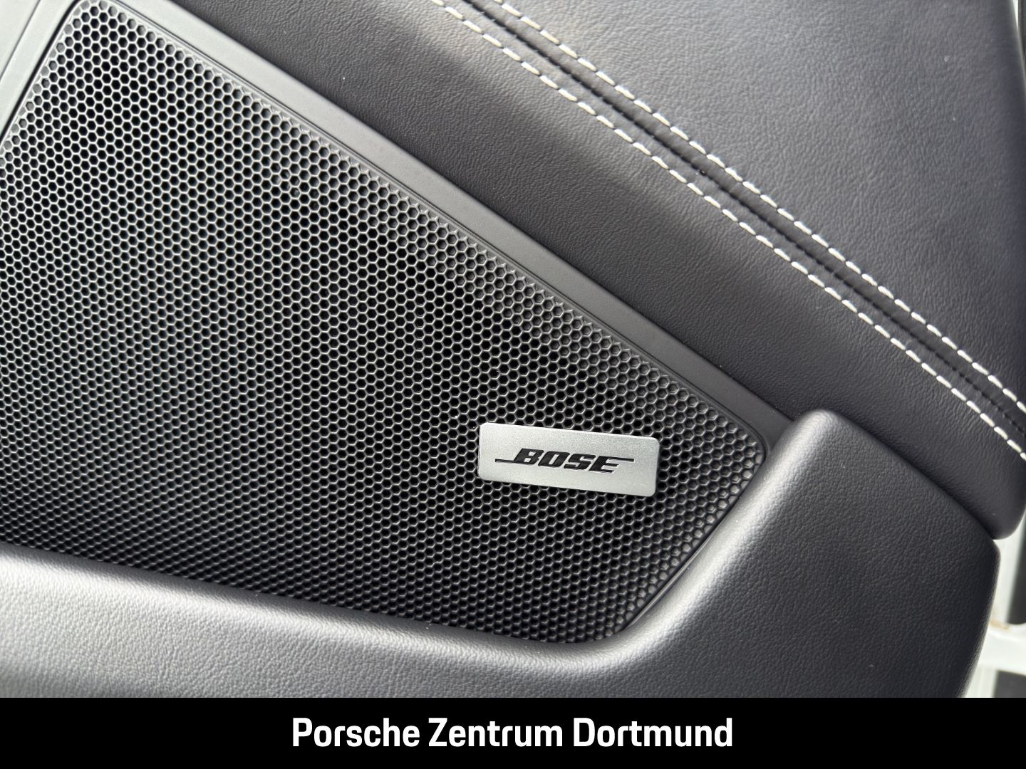 Porsche 992 911 Targa 4 GTS BOSE Sportabgas LED-Matrix
