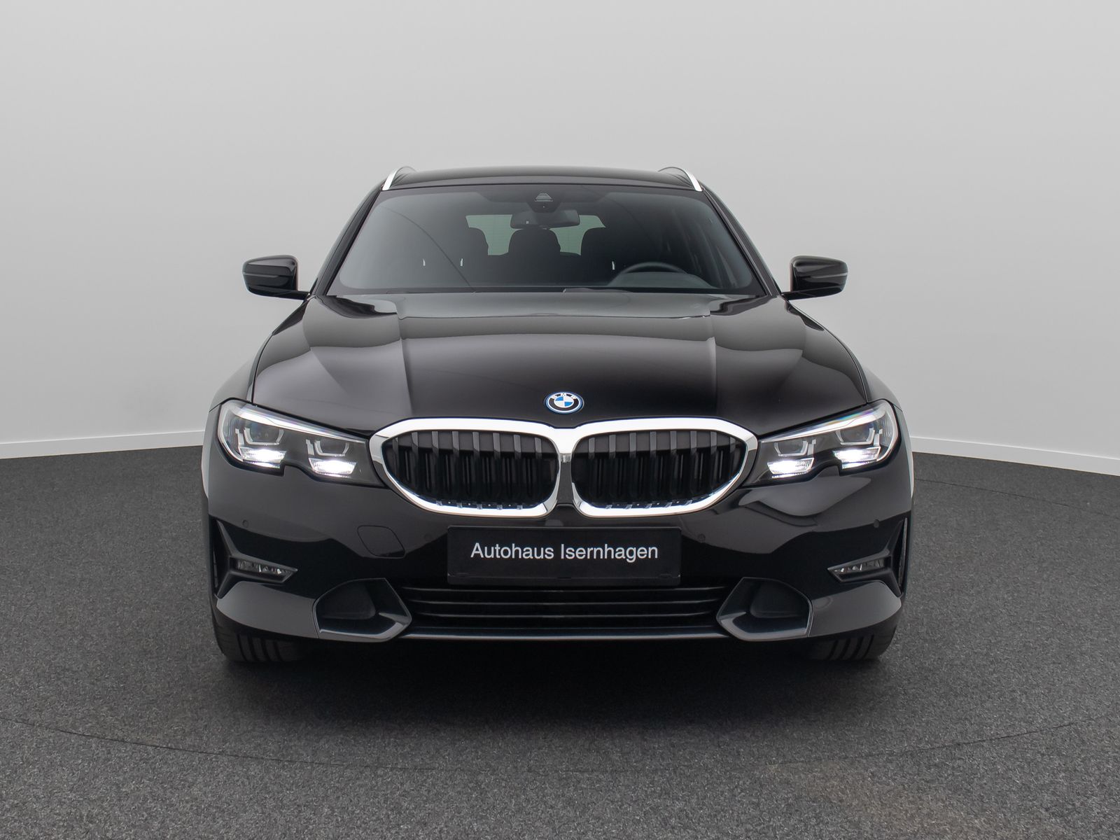 BMW 320e Sport Line - Samsaru's Car Outlet