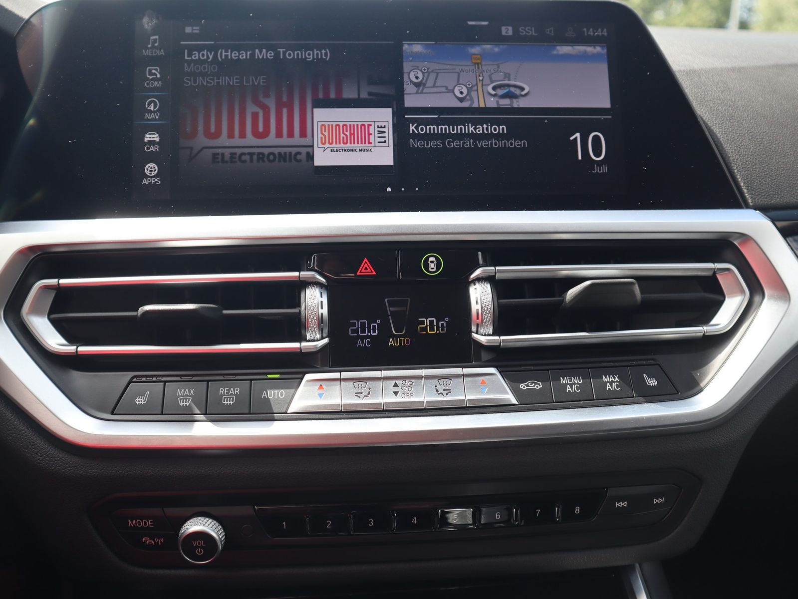 BMW 330e Touring Sport Line - Samsaru's Car Outlet