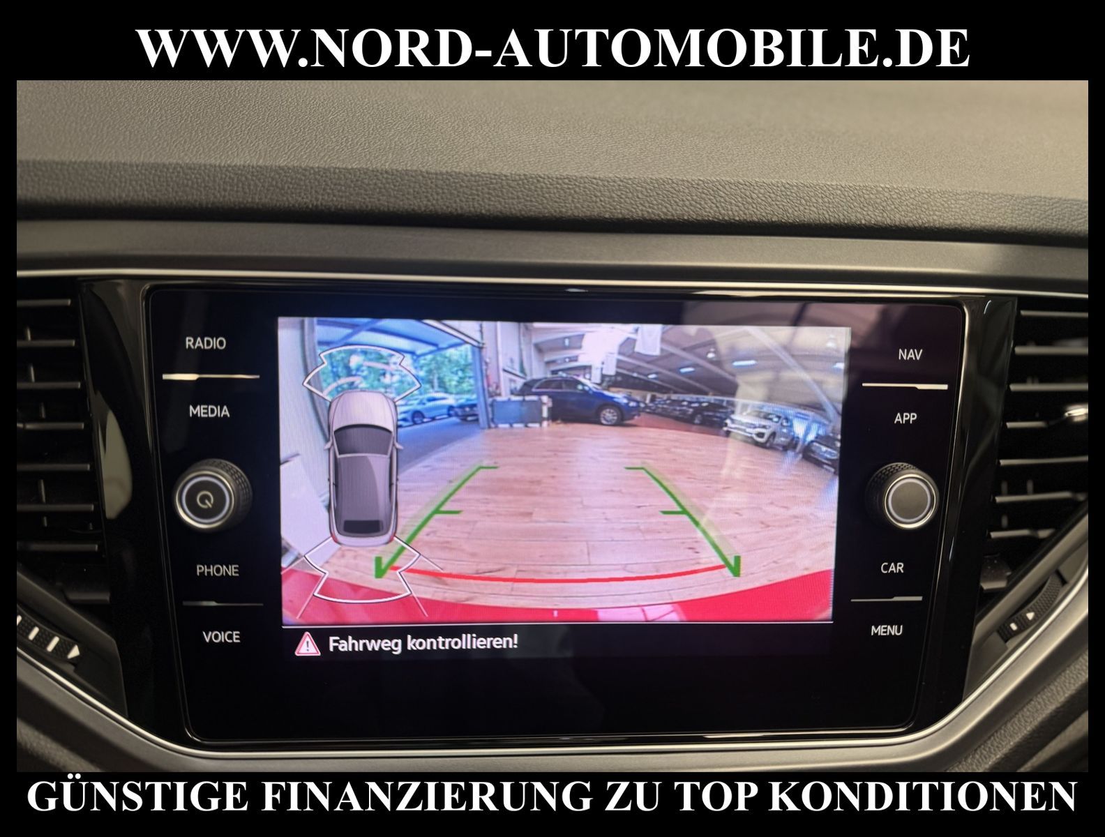 Volkswagen T-Roc R-Line 1.5 TSI DSG - Samsaru's Car Outlet