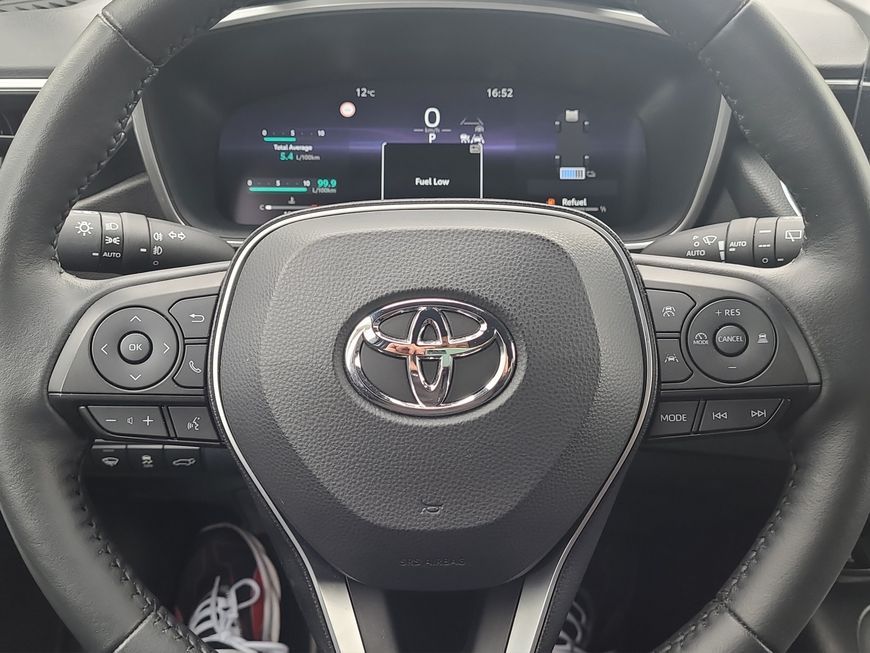 Toyota Corolla 1.8 Hybrid Touring Sports Teamplayer
