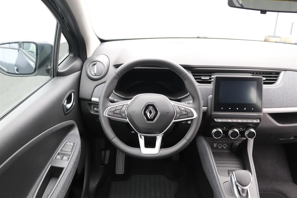 Renault ZOE Experience Z.E. 50 - Samsaru's Car Outlet