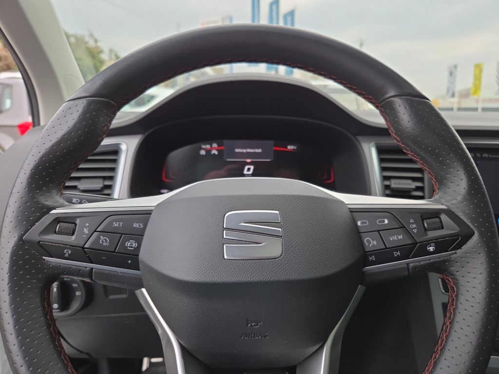 Seat Ateca 2.0 TDI DSG FR +AHK+SHZ+KAMERA+