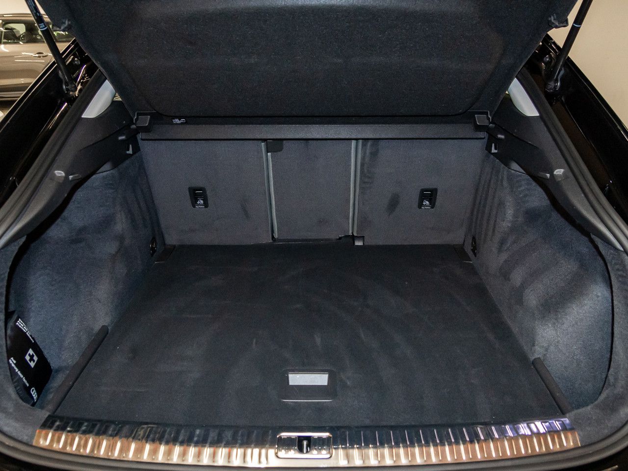 Audi Q3 Sportback 45 TFSI qu design selection - Samsaru's Car Outlet