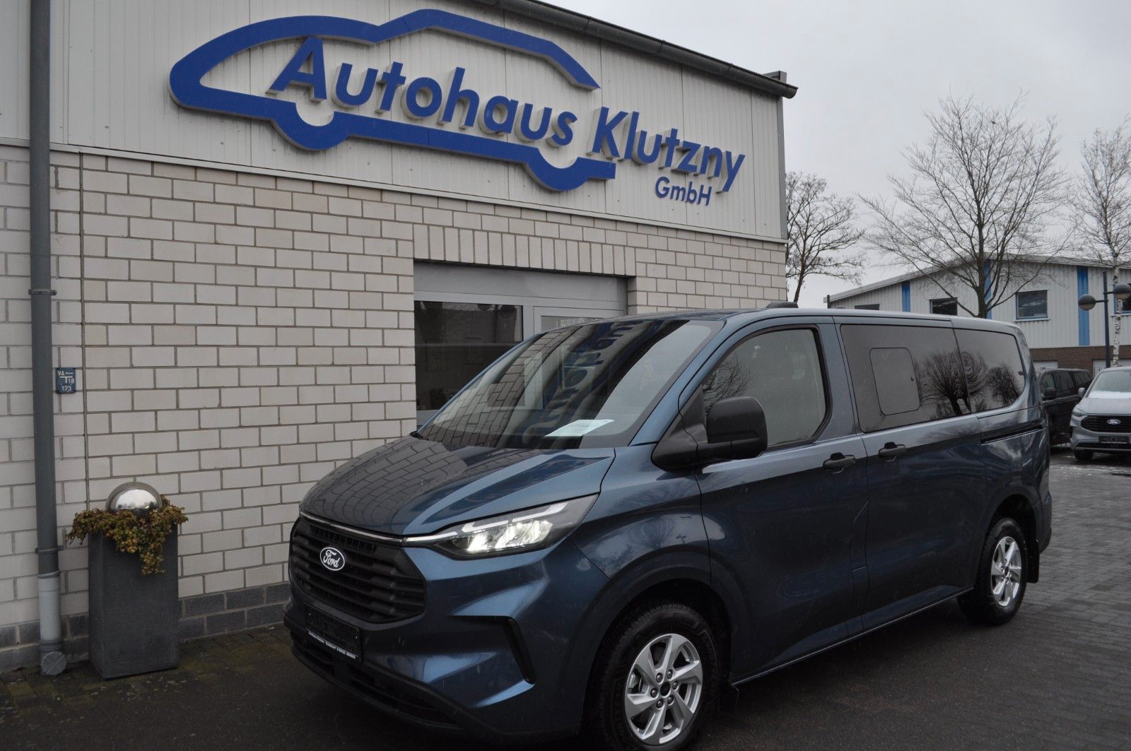 Ford Transit Custom Kombi 320 L1 FWD TREND/AUT/ALU