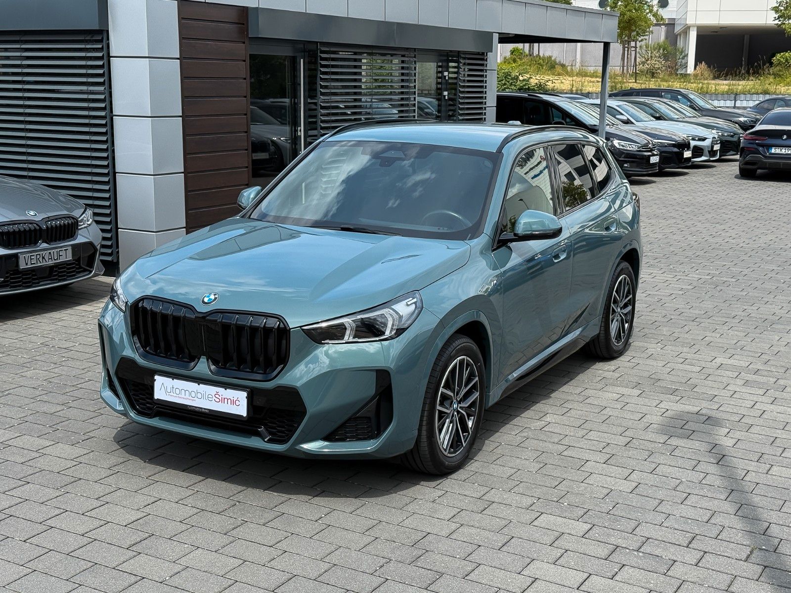 BMW X1 23 d xDrive M Sport - Samsaru's Car Outlet