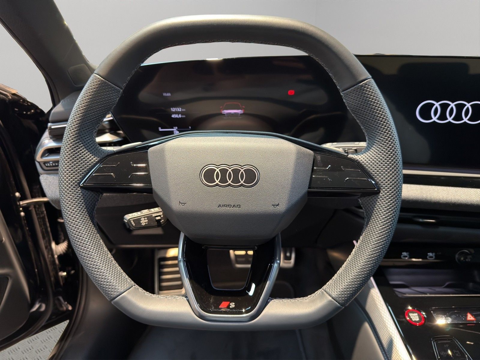 Audi A6 Avant 2.0 TDI qu. S Line Matrix AHK Pano edit