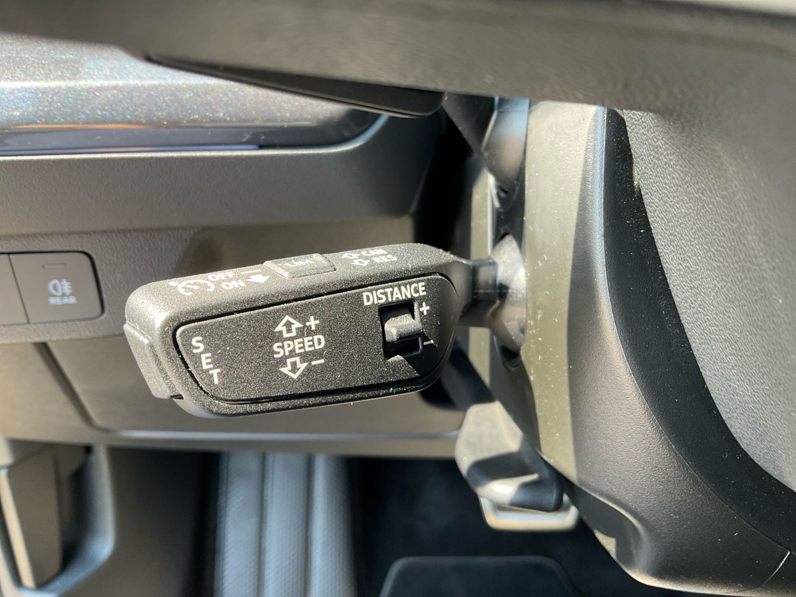 Audi Q4 e-tron 45 quattro S-line Pano AHK Matrix HUD