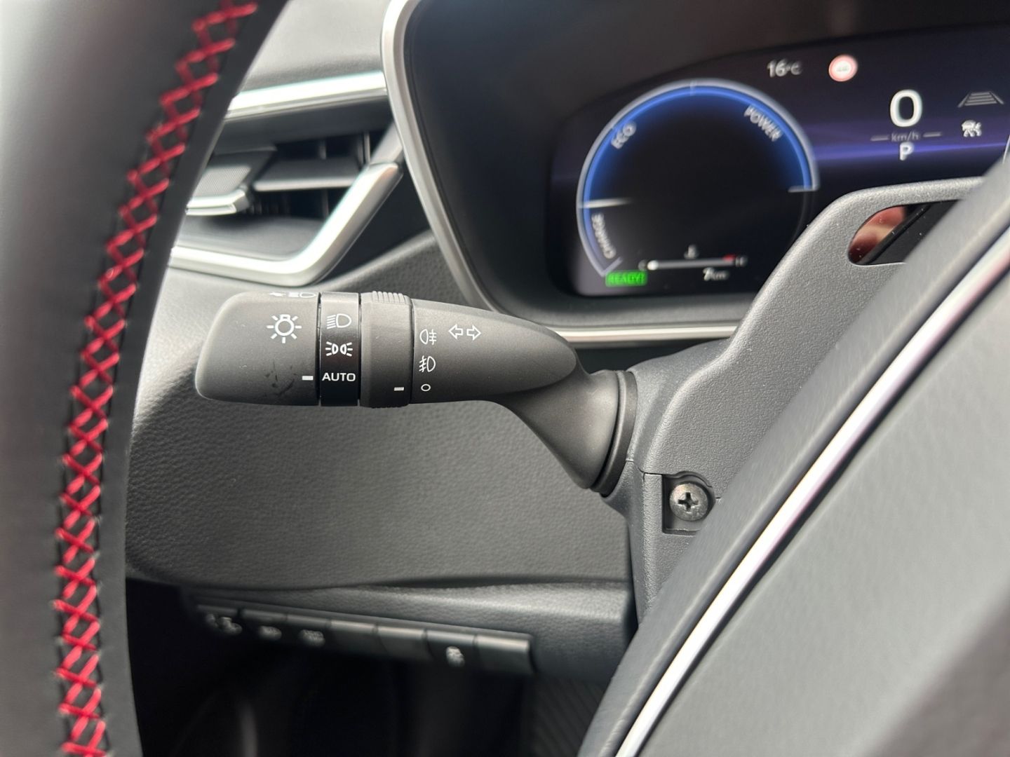 Toyota Corolla 2.0 Hybrid TS GR Sport *Bi-LED*el. Heckk