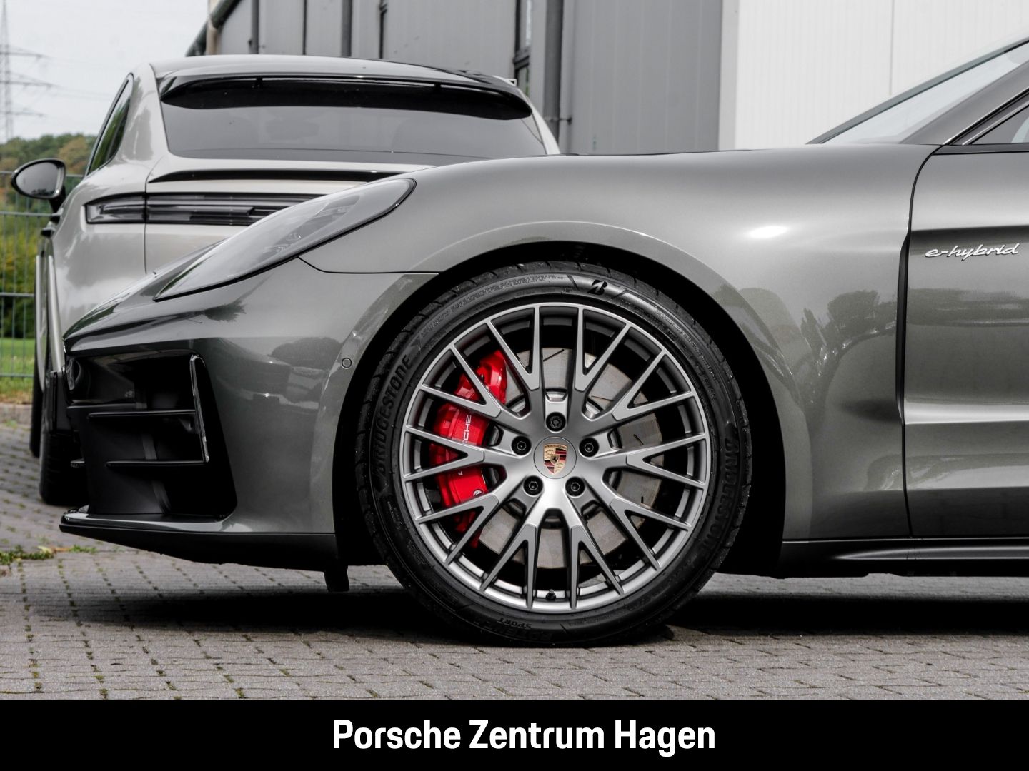 Porsche Panamera 4S E-Hybrid Sportabgasanlage HA-Lenkung