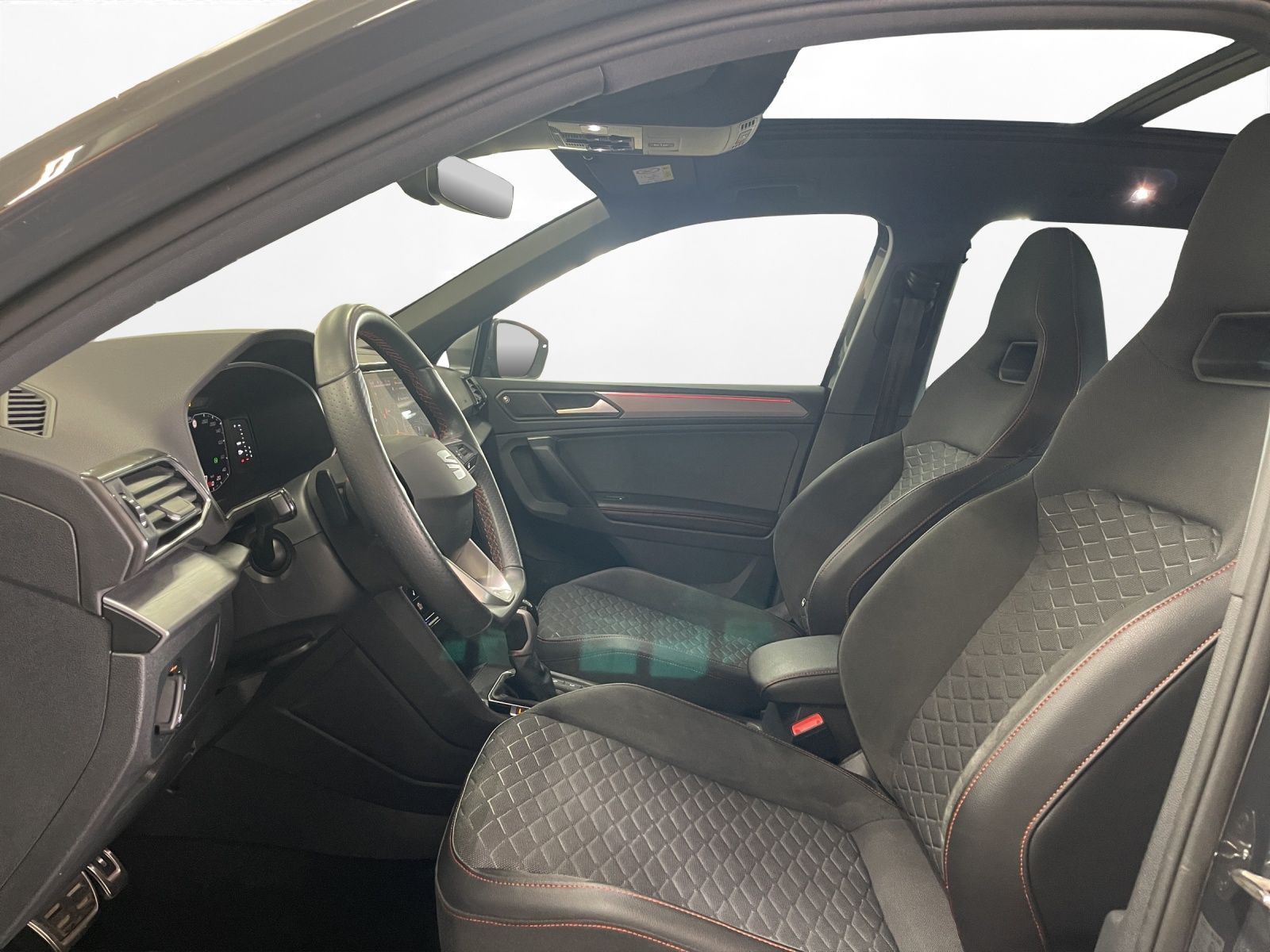 Seat Tarraco 2.0 TSI 4D FR AHK Pano LED LM 20" Navi A