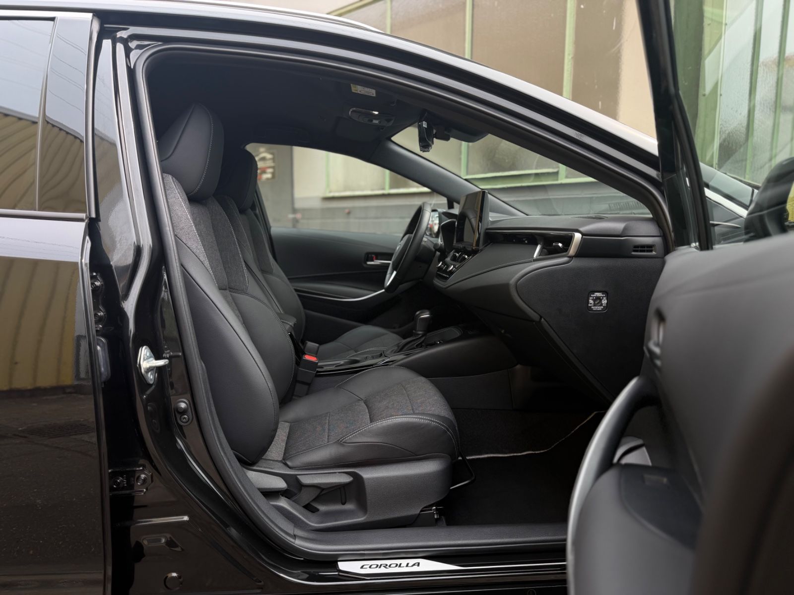 Toyota Corolla Touring Sports Hybrid Team D 1. Hand
