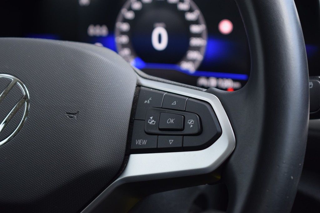 Volkswagen T-Roc 1.5 TSI DSG Move - Samsaru's Car Outlet