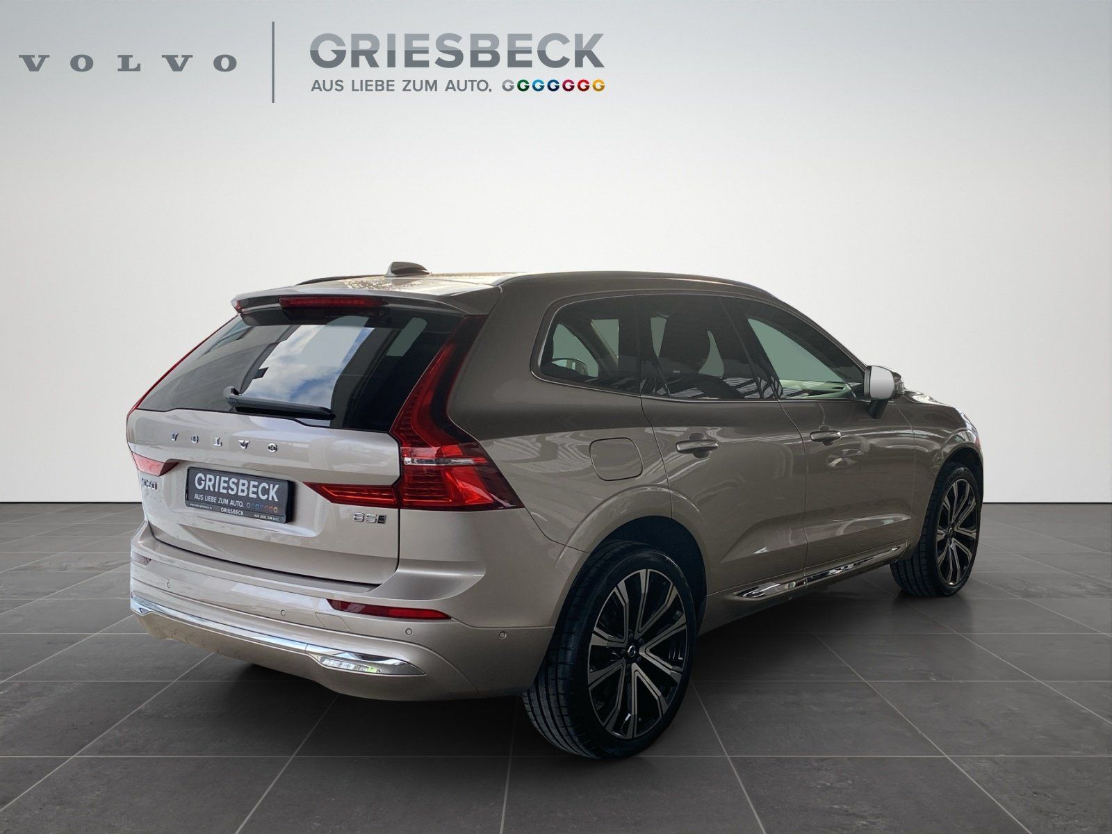 Volvo XC60 B5 Ultimate Bright AWD*AHK*Pano*4xSHZ*Luft*