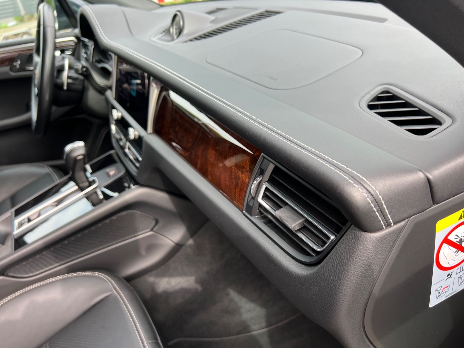 Porsche Macan GTS - Samsaru's Car Outlet