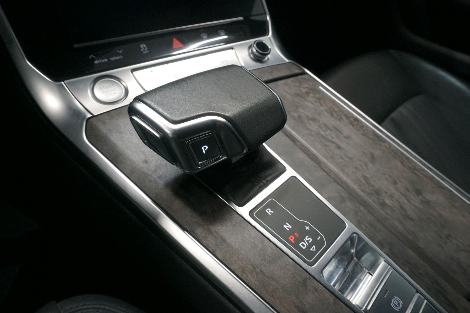 Audi A6 Avant 45 TDI quattro Plus - Samsaru's Car Outlet