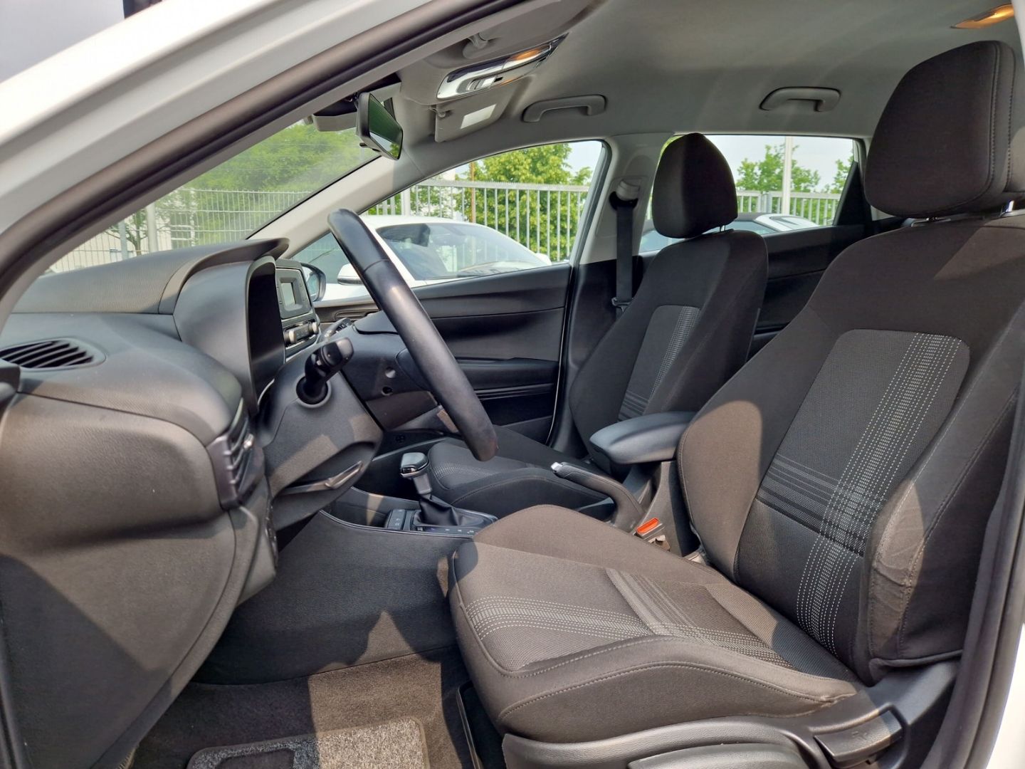 Hyundai BAYON Select Mild-Hybrid 2WD - Samsaru's Car Outlet