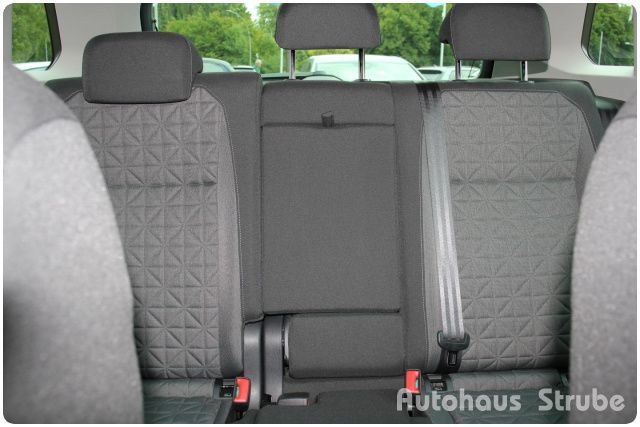 Volkswagen Tiguan Life 1.5 TSI - Samsaru's Car Outlet