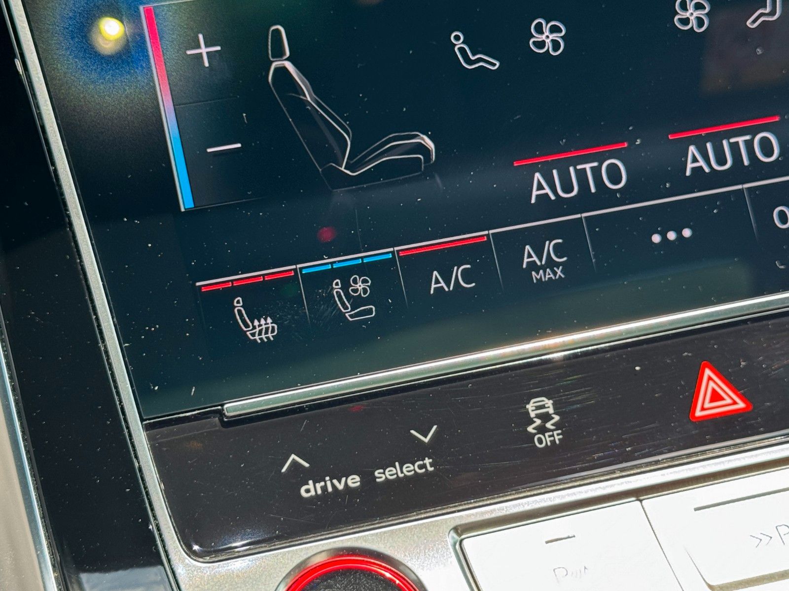 Audi RSQ8 4.0 TFSI quattro*Keramik*Pano*B&O*VOLL*