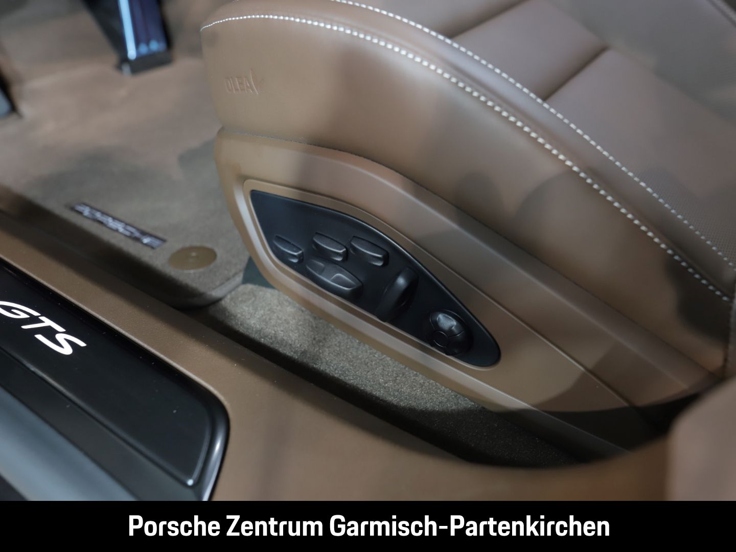 Porsche Taycan GTS Sport Turismo 360 Kamera LenkradHZG