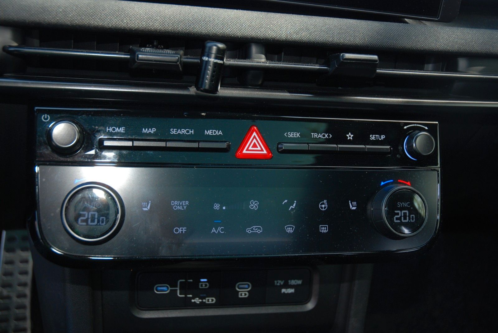 Hyundai TUCSON 1.6 T-GDI Plug-in 4WD N Line - Samsaru's Car Outlet