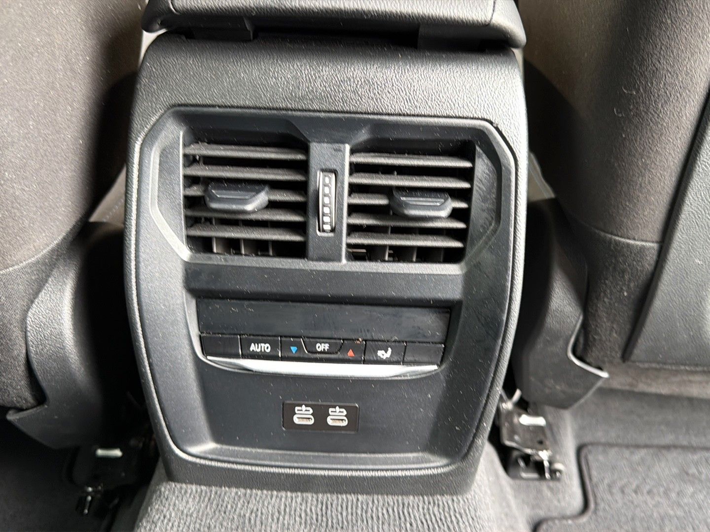 BMW 320i Touring M-Sport ACC AHK HiFi HUD 360° FL2