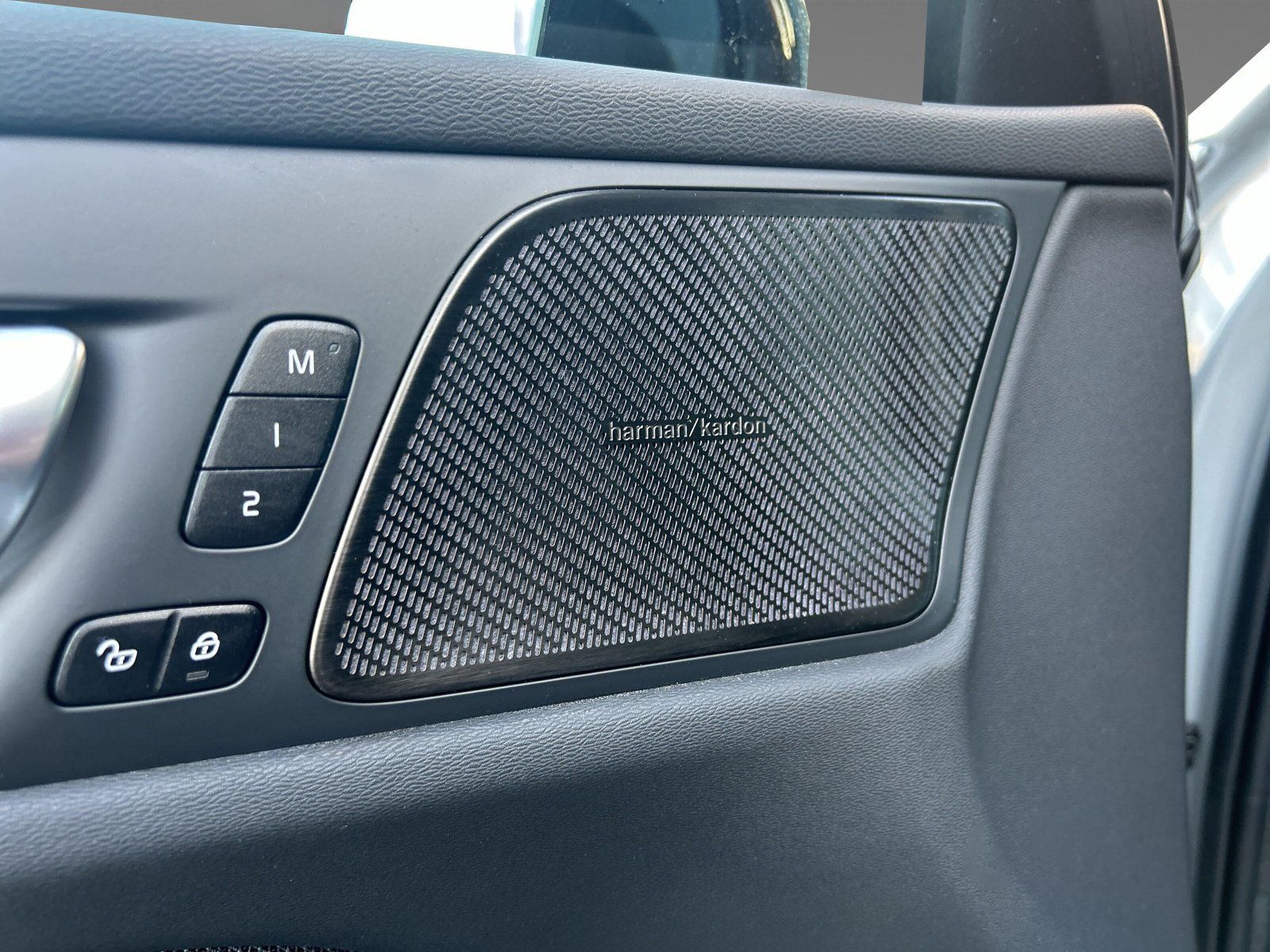 Volvo S60 B5 Ultimate Dark AWD Geartronic+HeadUp+Winte